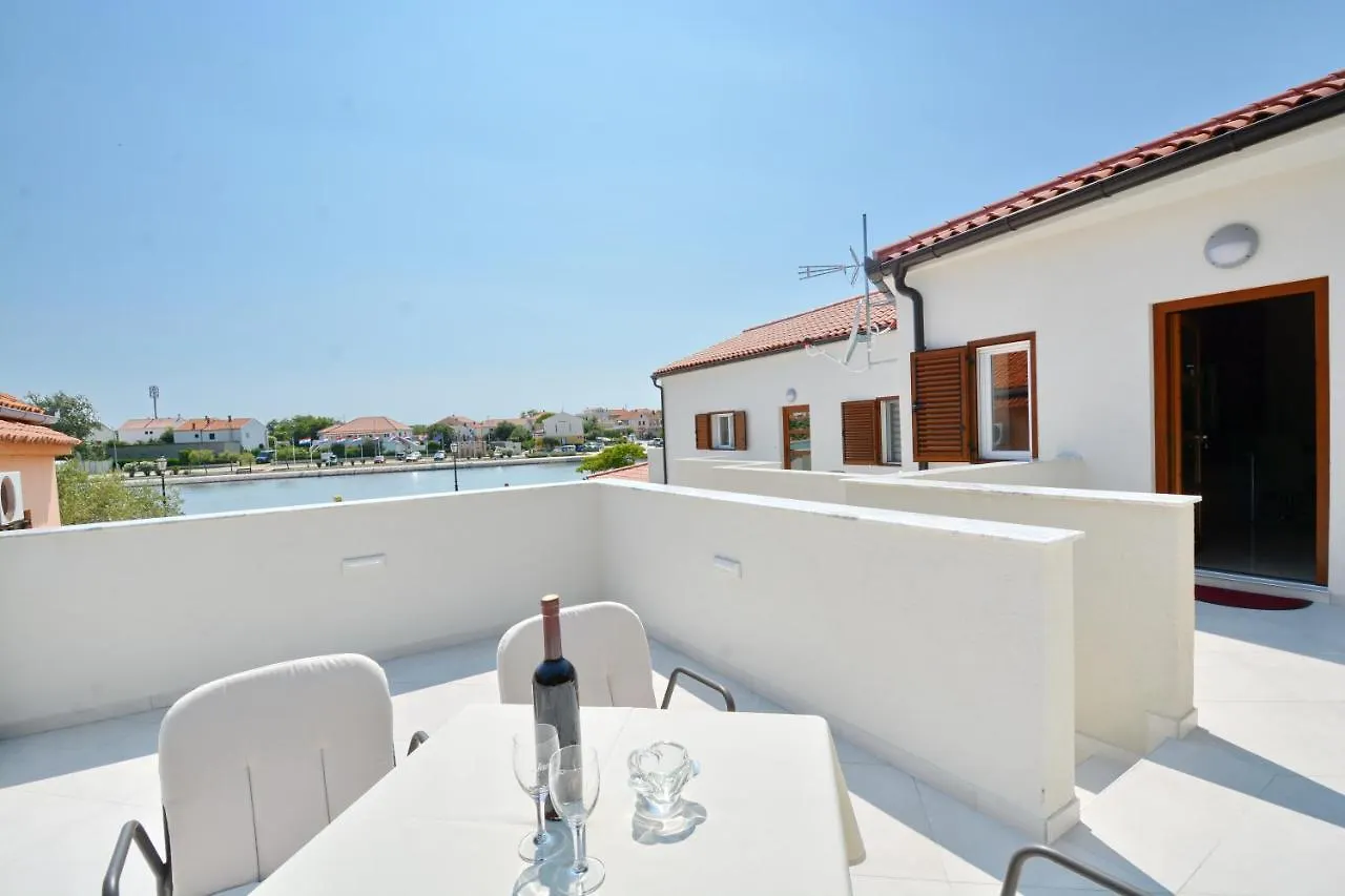 King Apartments Nin