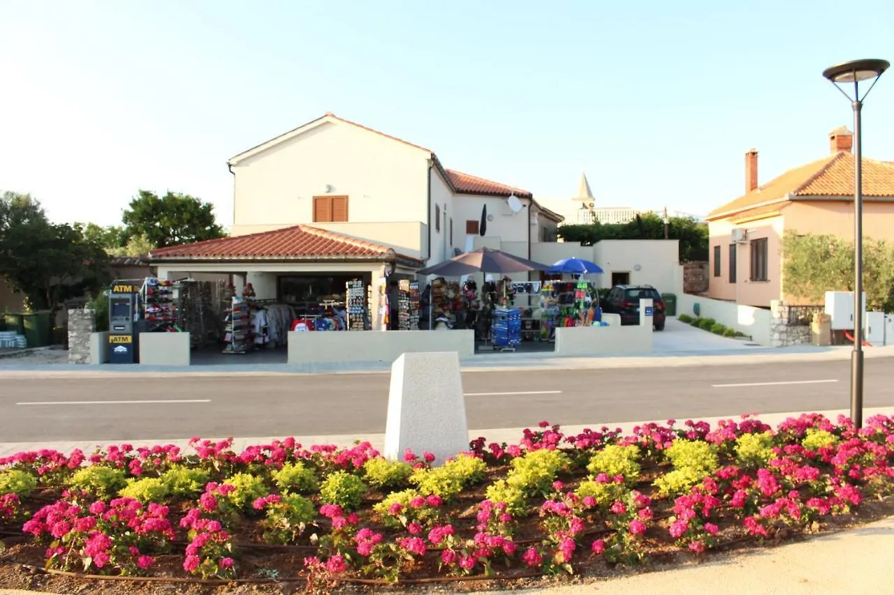 King Apartments Nin